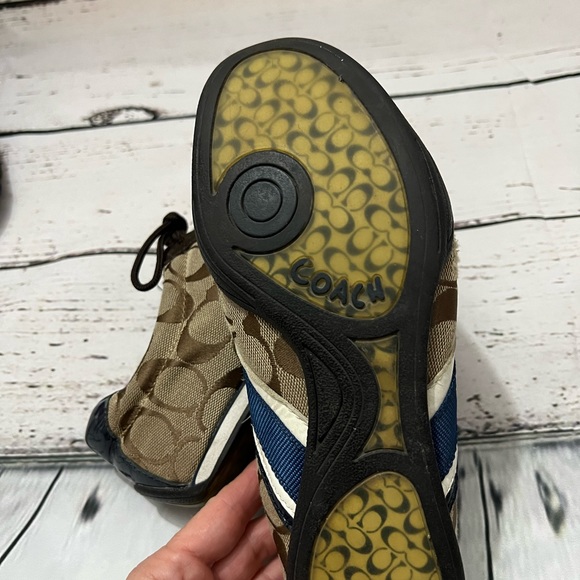 Coach Jayme Signature Sneakers - Picture 5 of 8